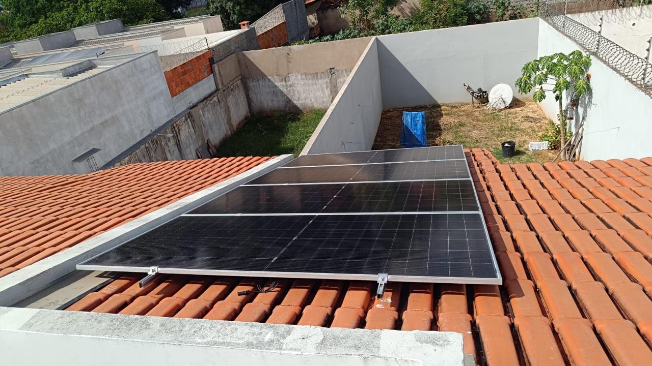 Usina solar comercial grande porte